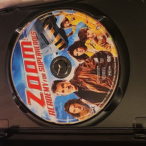 Zoom: Academy for superheroes dvd movie - Picture 3 of 3